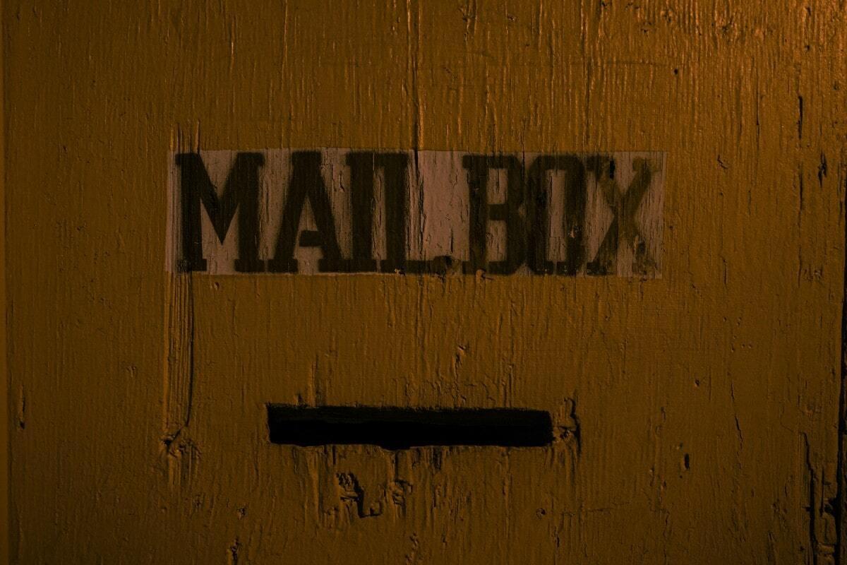 PO Box Los Angeles 2025: Where Can I Safely Have a Package Delivered?