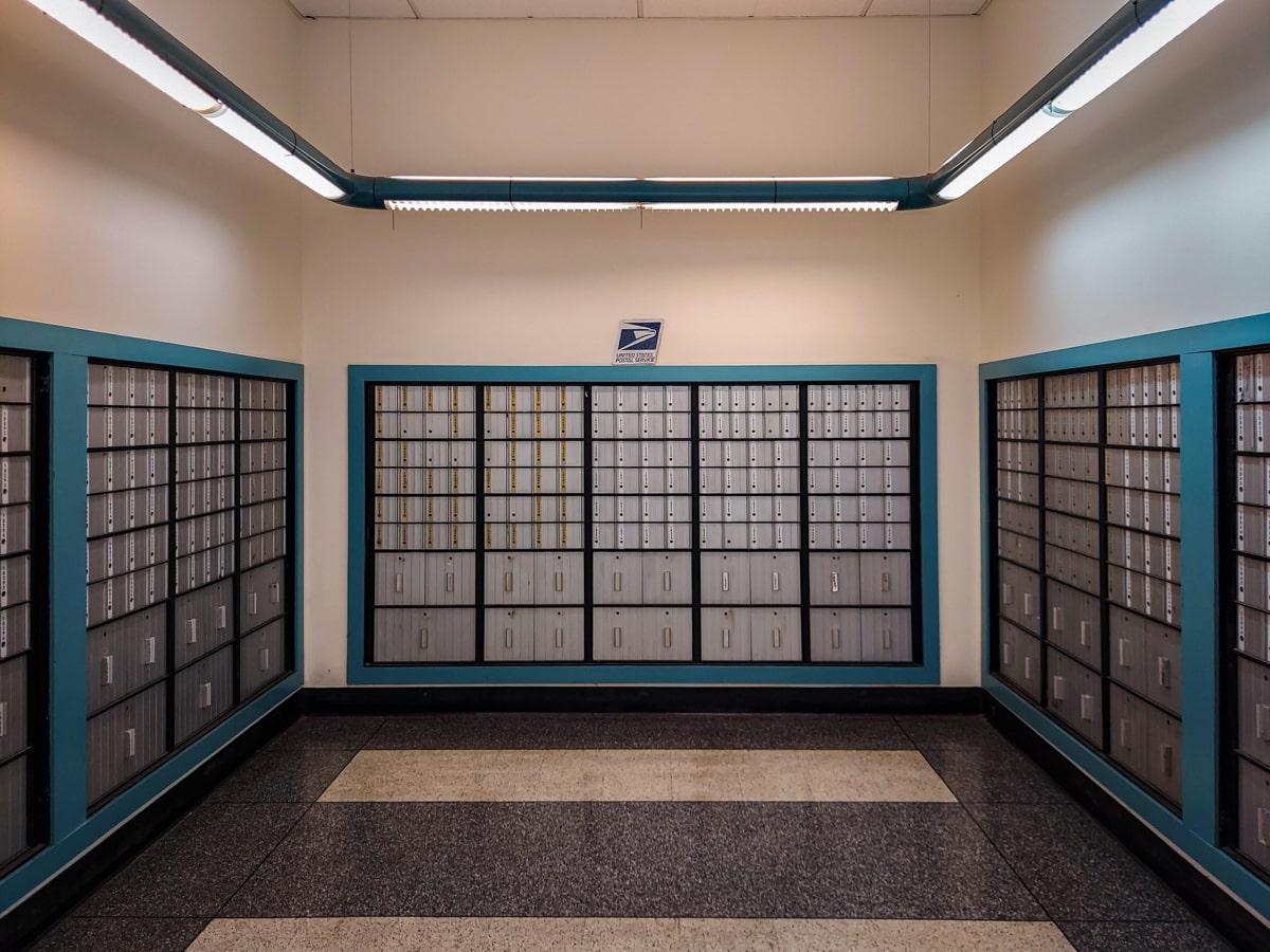 Benefits of Delivery Amigo Package Receiving over Package Storage Lockers: An Overview